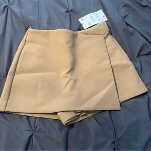 Brand New Zara Skort